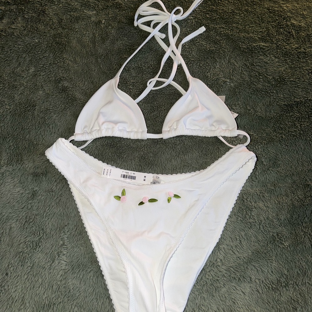PINK Victoria's Secret White Bikini with Floral Detail